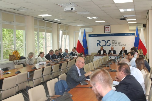 Wspólne posiedzenie ZP ds. budżetu, wynagrodzeń i świadczeń socjalnych i ZP ds. ubezpieczeń społecznych, 3.07.2024 r.